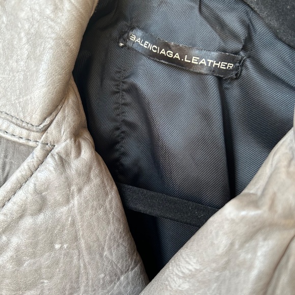 2008 BALENCIAGA LEATHER MOTO JACKET in Light Grey, size 38 - Picture 8 of 16